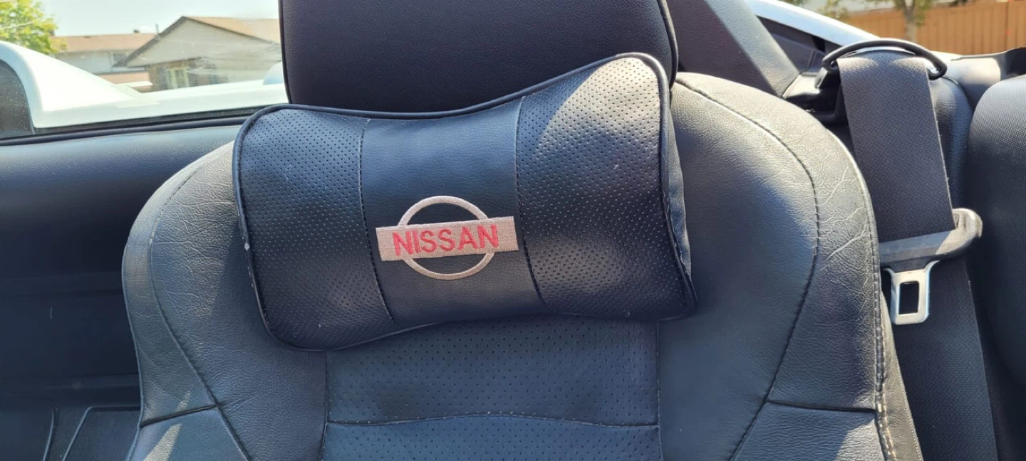 Nissan headrest - photo 4