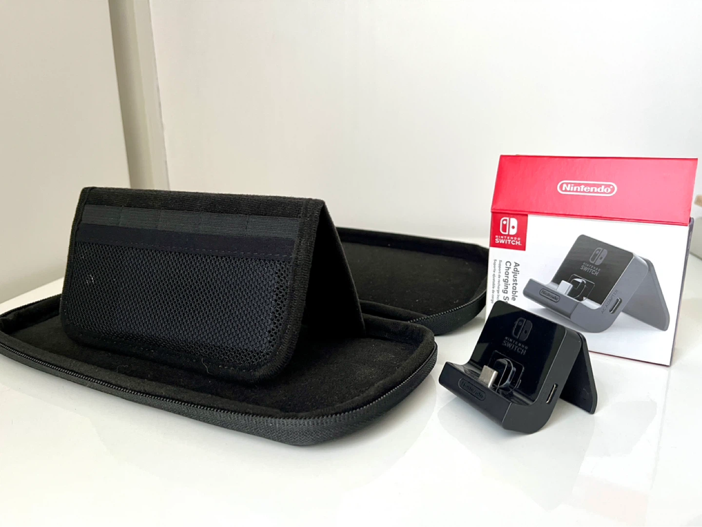 Nintendo Switch Adjustable Charging Stand with Case - photo 2