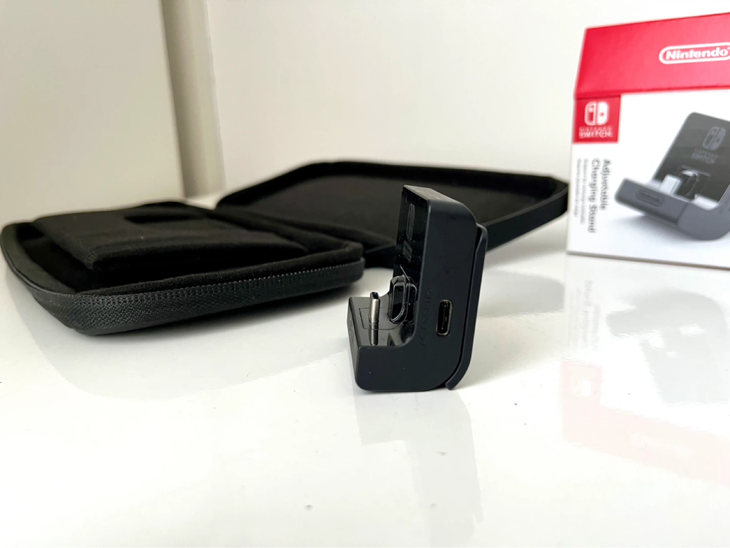 Nintendo Switch Adjustable Charging Stand with Case - photo 4