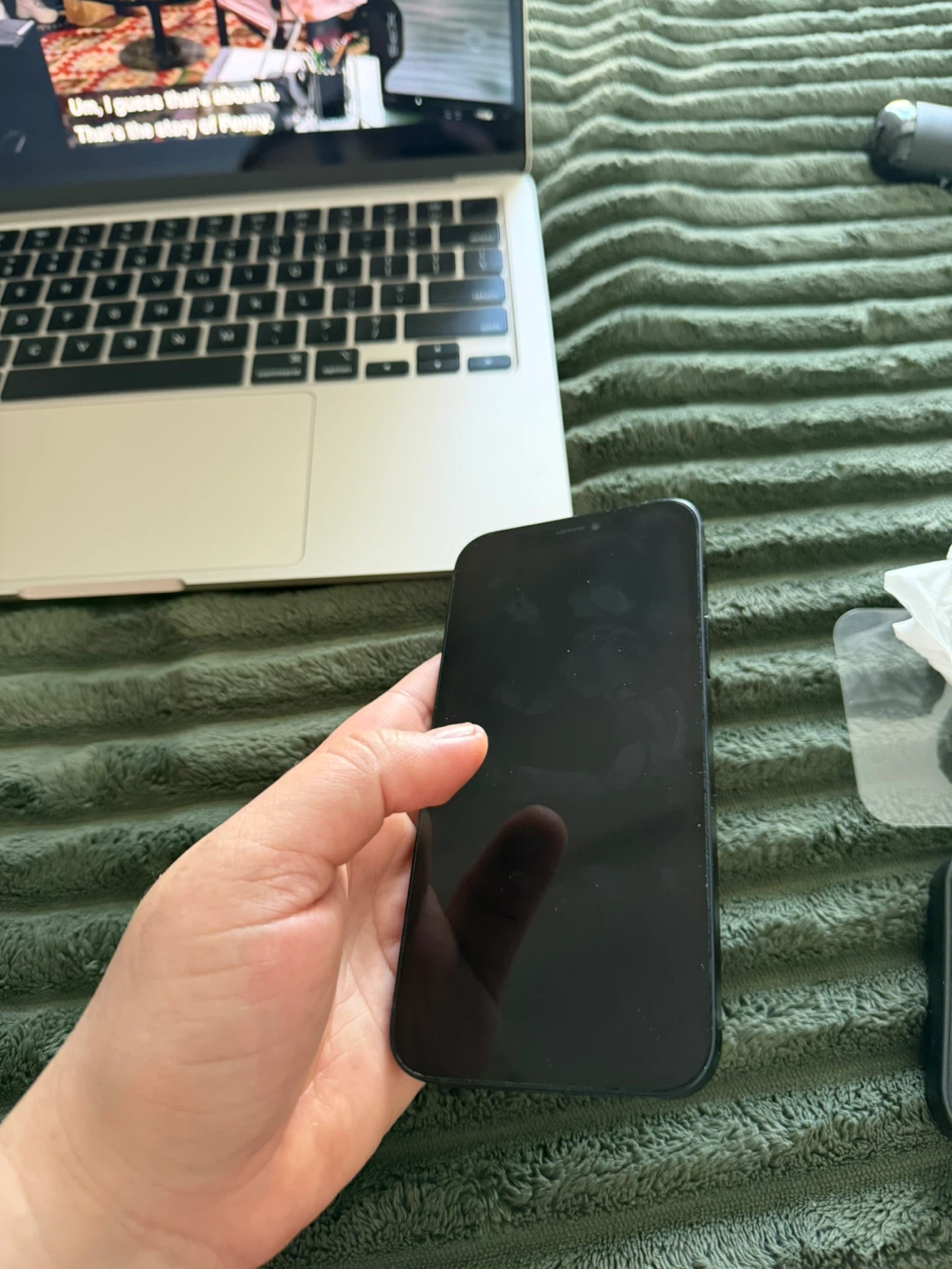 Iphone 12 - photo 2