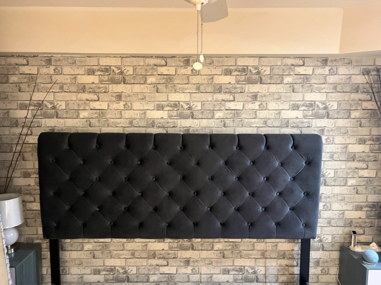 King size Dark grey Velvet Tufted Headboard Bed Frame - photo 3