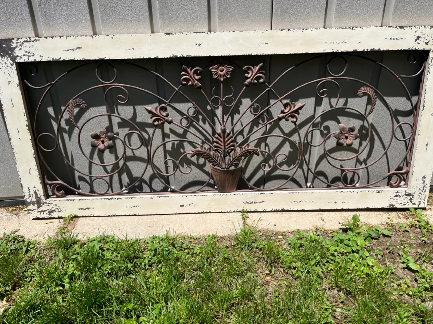 Decorative Metal Wall Art with Frame