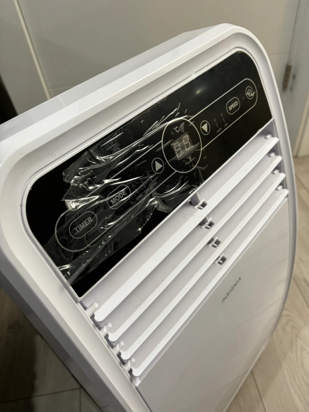 Insignia 8000 BTU Portable Air Conditioner - photo 2