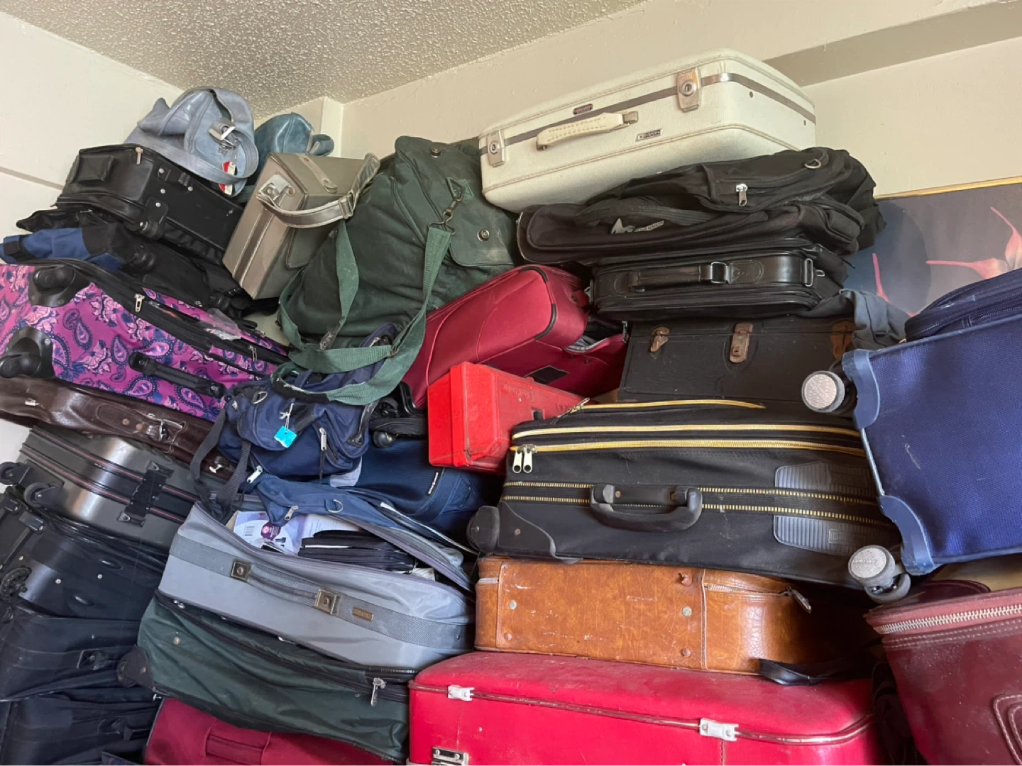 Assorted Vintage Luggage and Bags - photo 5