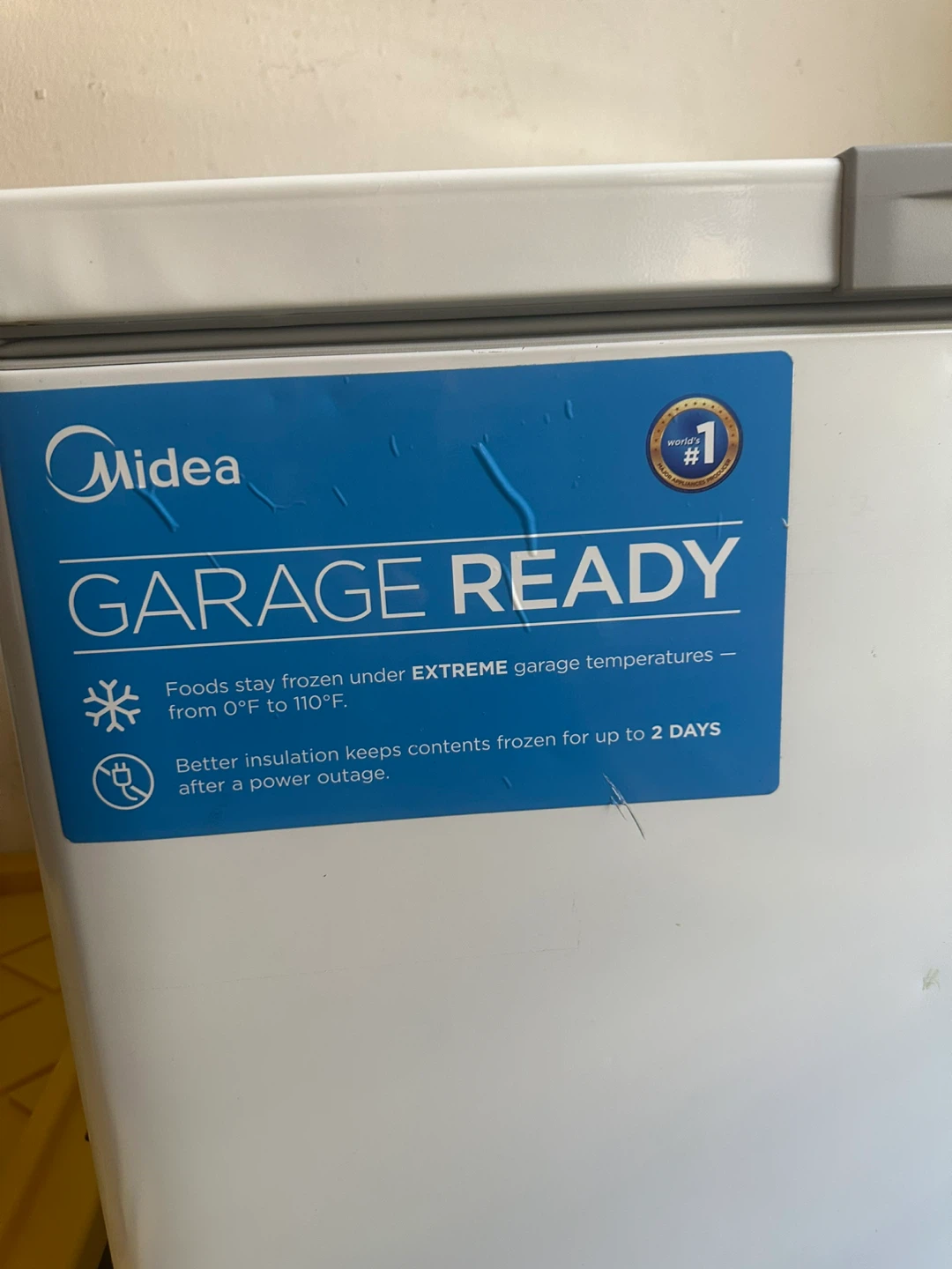 Midea 7 Cu. Ft. Chest Freezer - photo 3