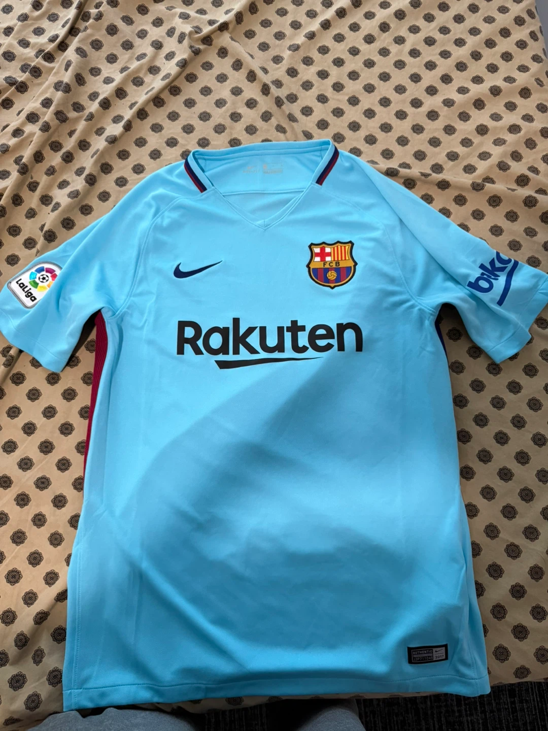 FC Barcelona 2017-18 Orginal Away Jersey Size Medium