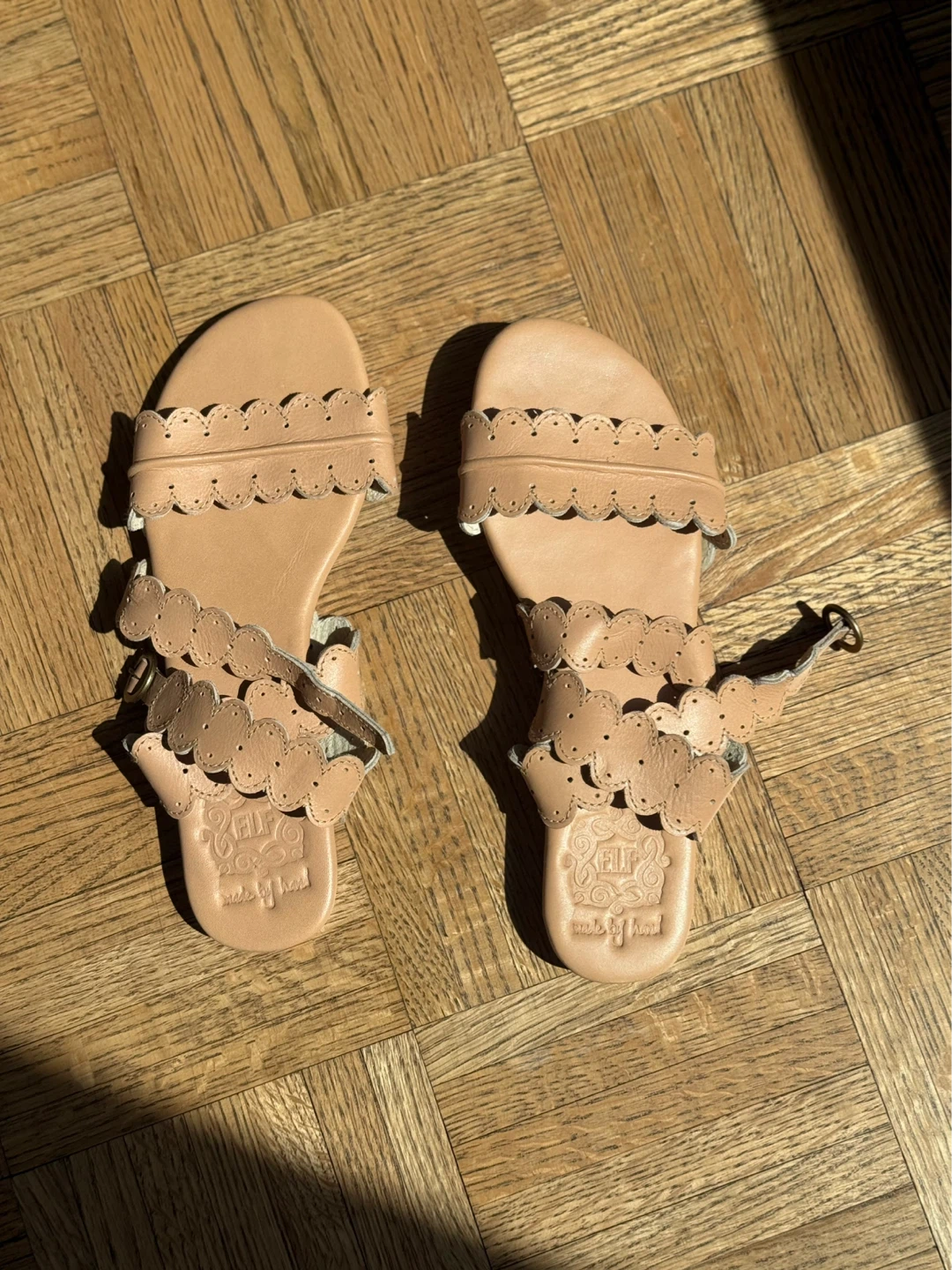 ELF Nirvana Scalloped Leather Sandals Size 8