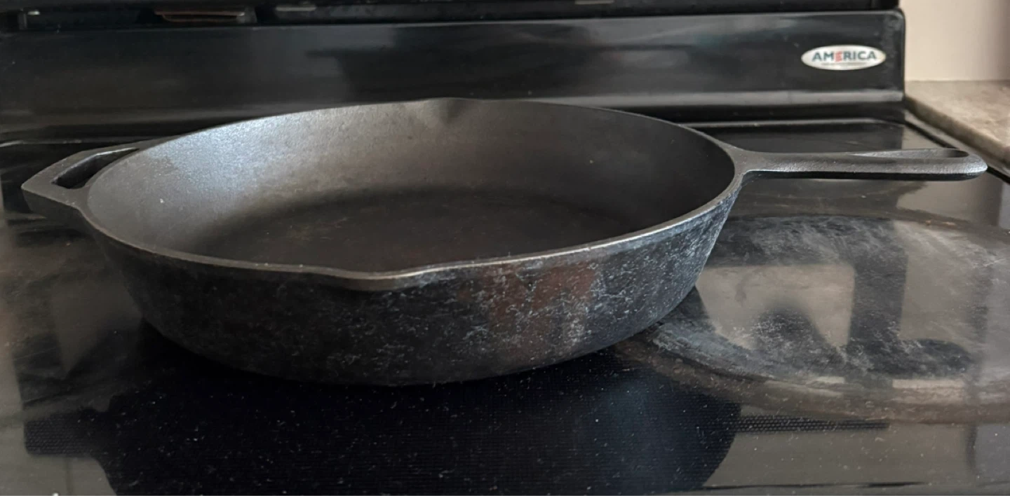 Cast Iron Skillet - photo 2