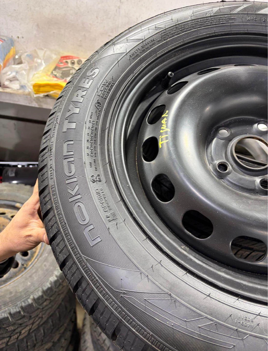 Nokian Tyres All Season Tires 215/60R16 x4 - photo 3