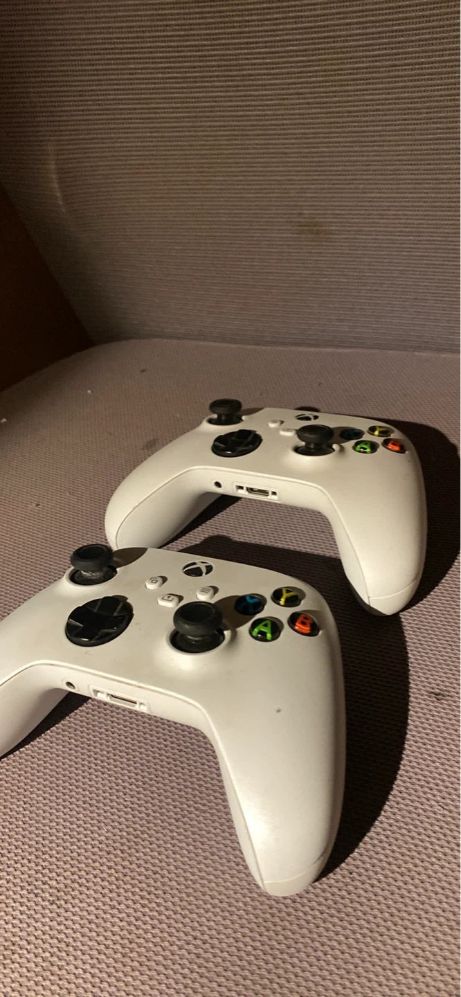 Xbox series s with pro controllers - photo 2