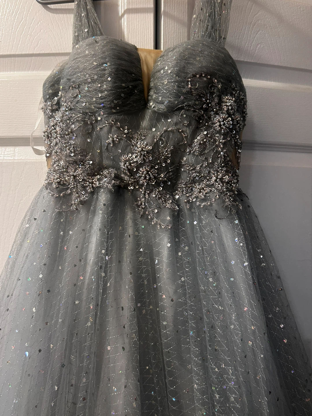 Sparkly Grey Tulle Prom Dress - photo 2