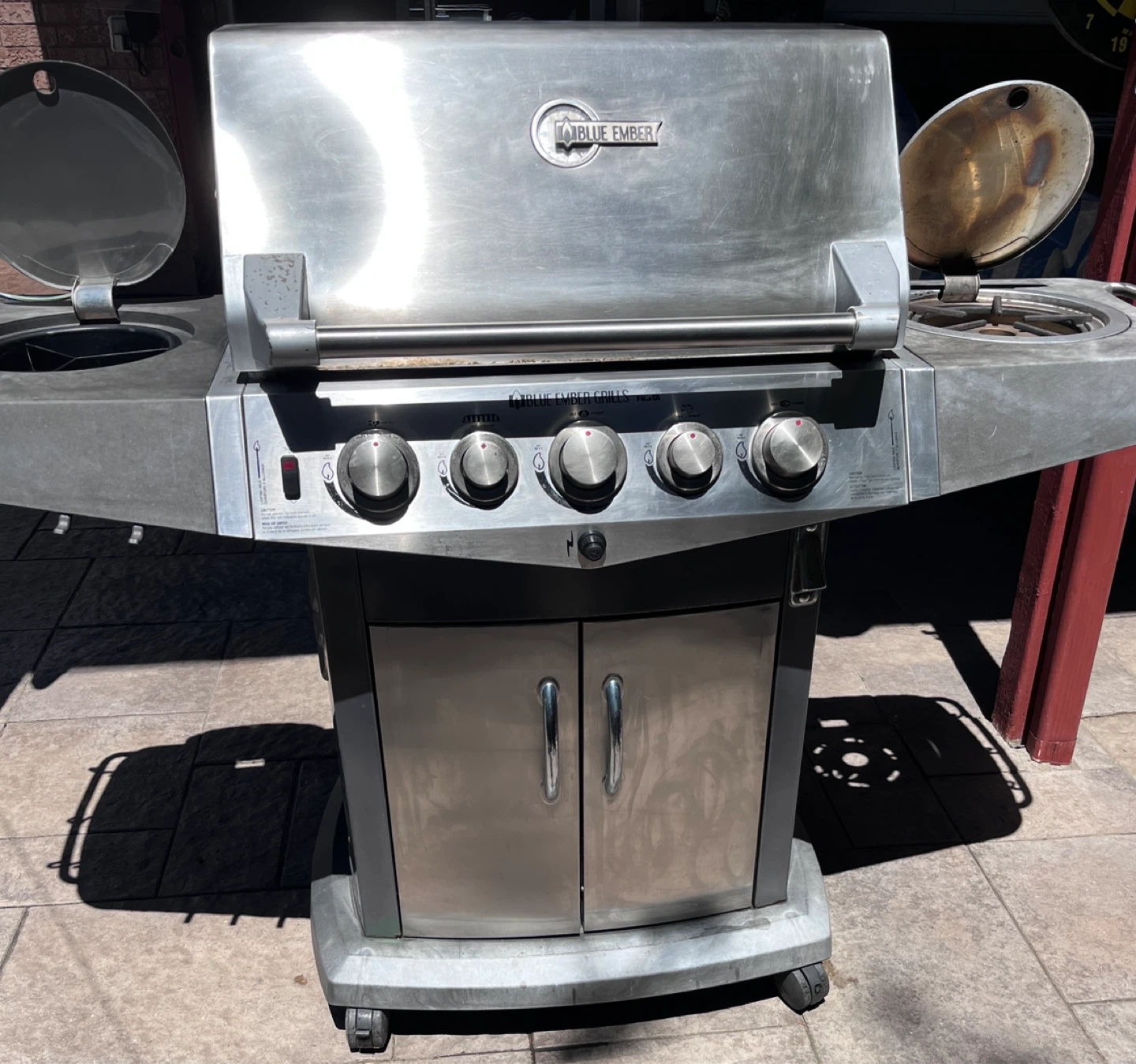Blue Ember Grills Propane BBQ with Side Burner - photo 2