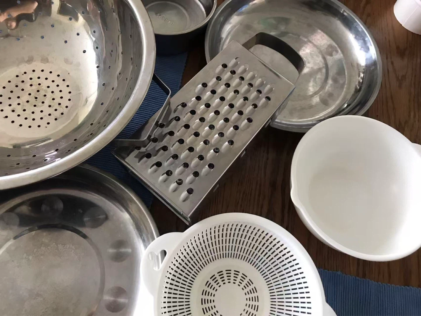 Stainless Steel Mixing Bowls and Grater Set of 7
