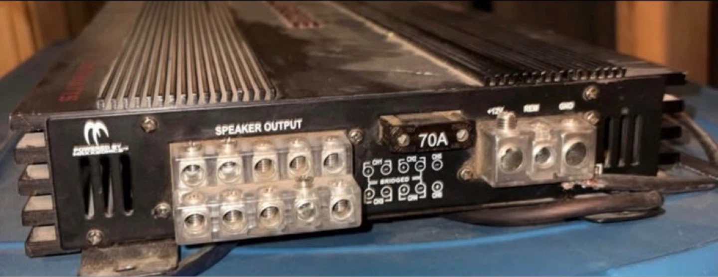 Crunch PowerOne P1-5000.5 1000 Watts Amplifier - photo 3