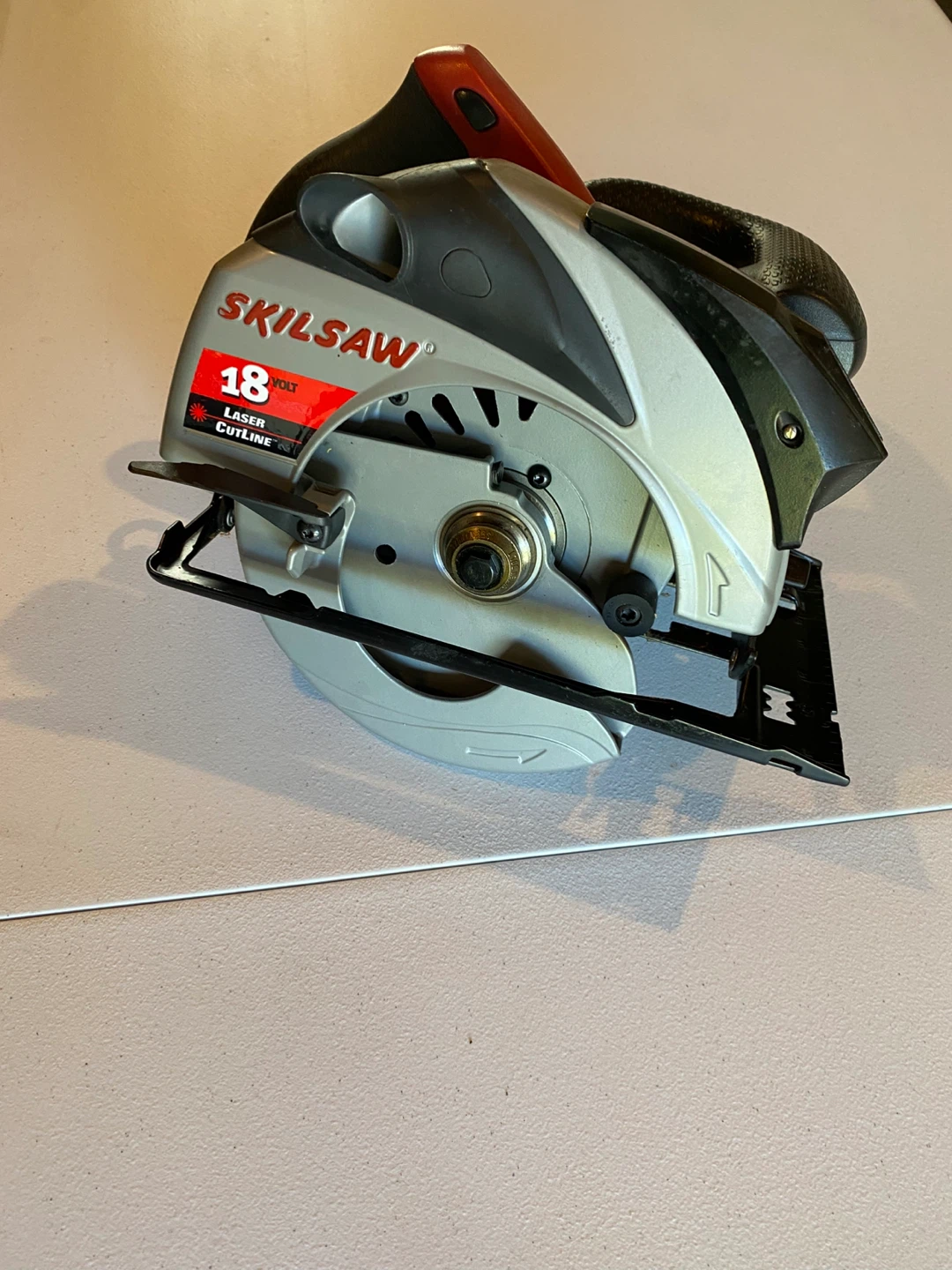SKILSAW 18V Laser Circular Saw