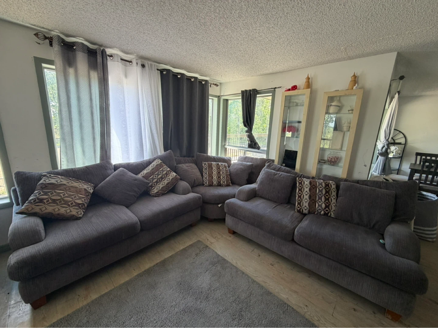 Sectional Sofa with Pillows - photo 3