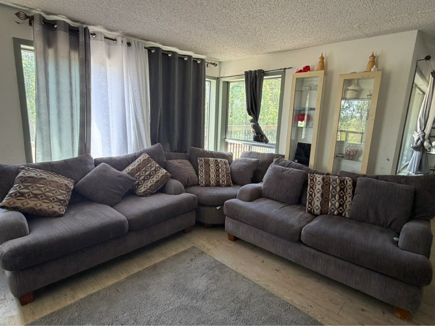 Sectional Sofa with Pillows