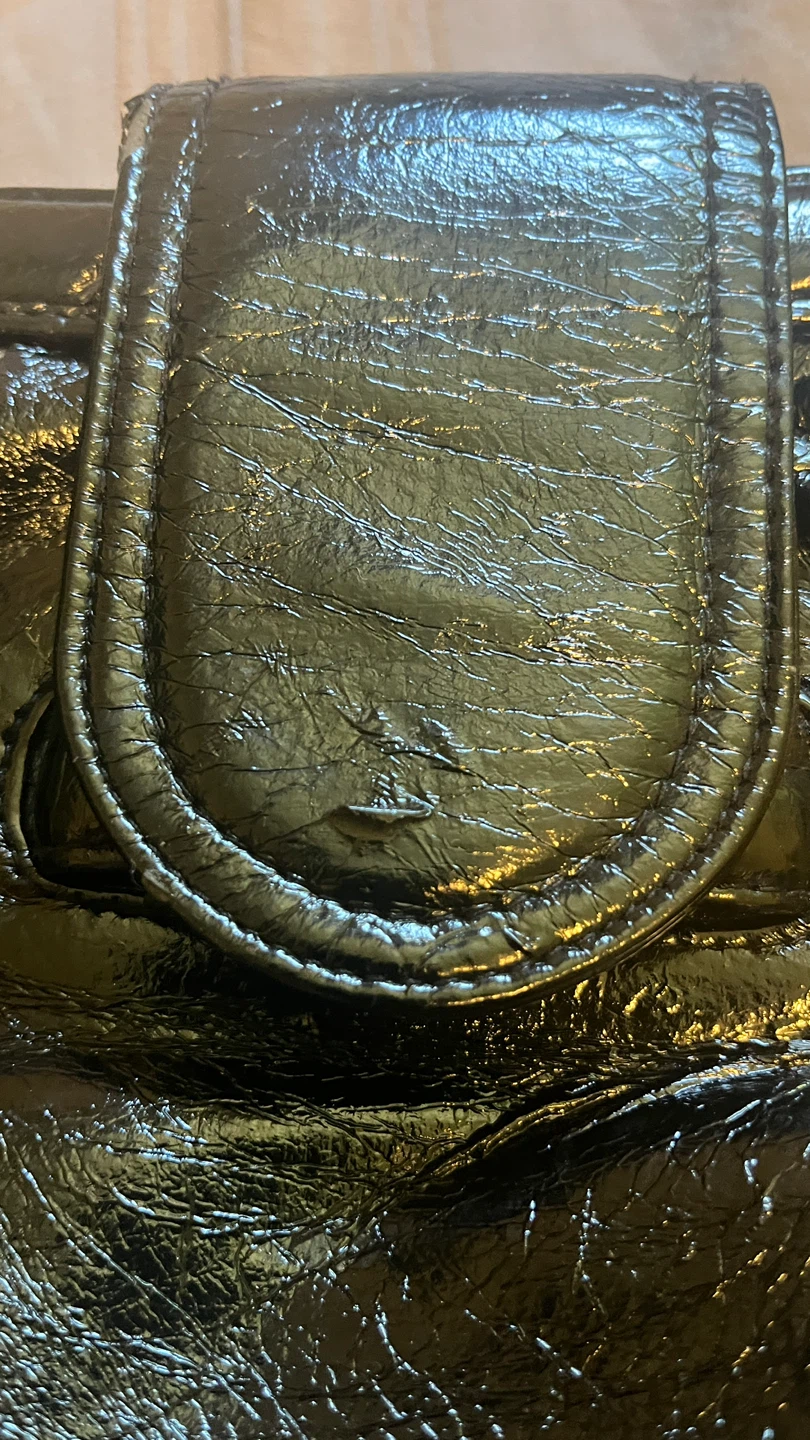 H&M Black patent clutch purse - photo 2