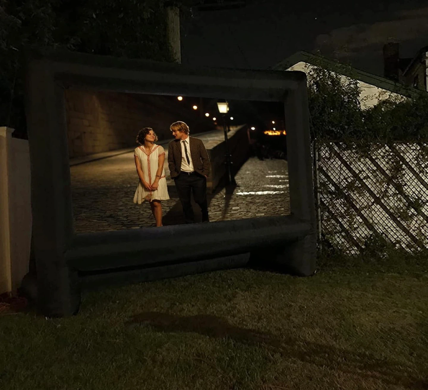 16 ft Inflatable Outdoor Projector Screen - photo 2