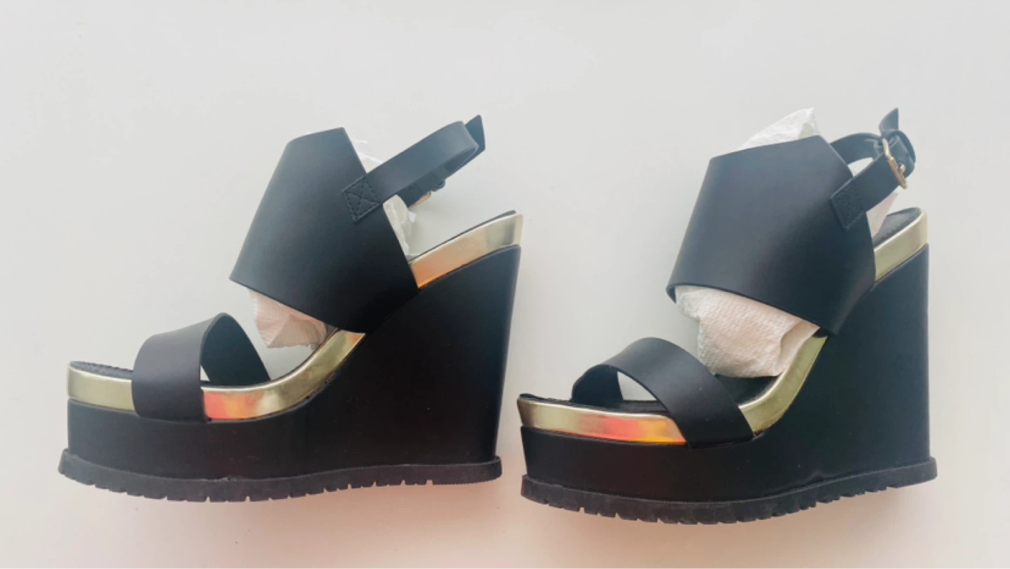 Black Wedge Sandals with Gold Trim - photo 2