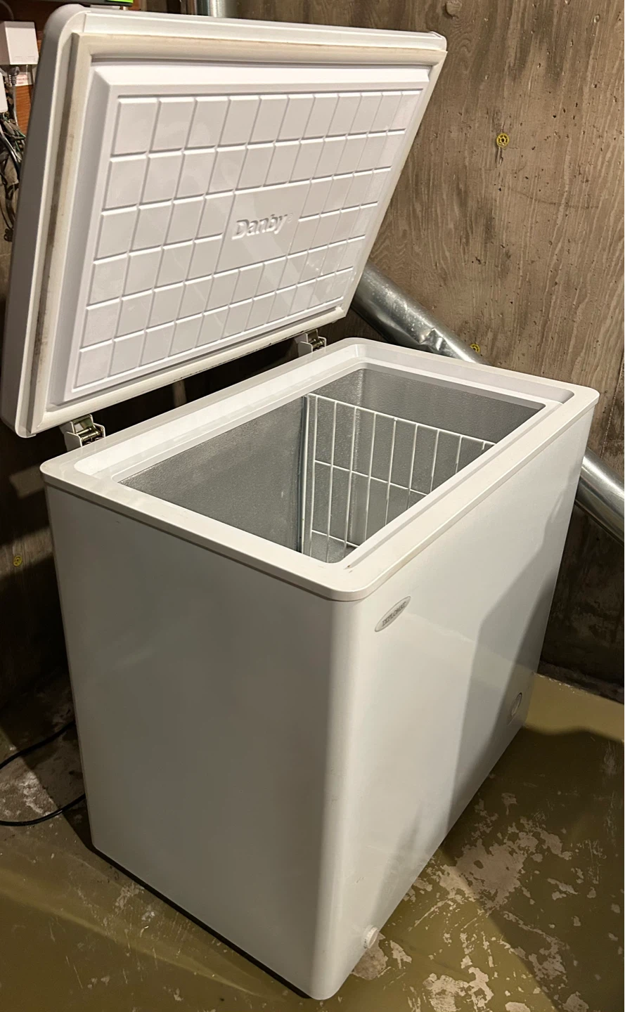 Danby Chest Freezer - photo 3
