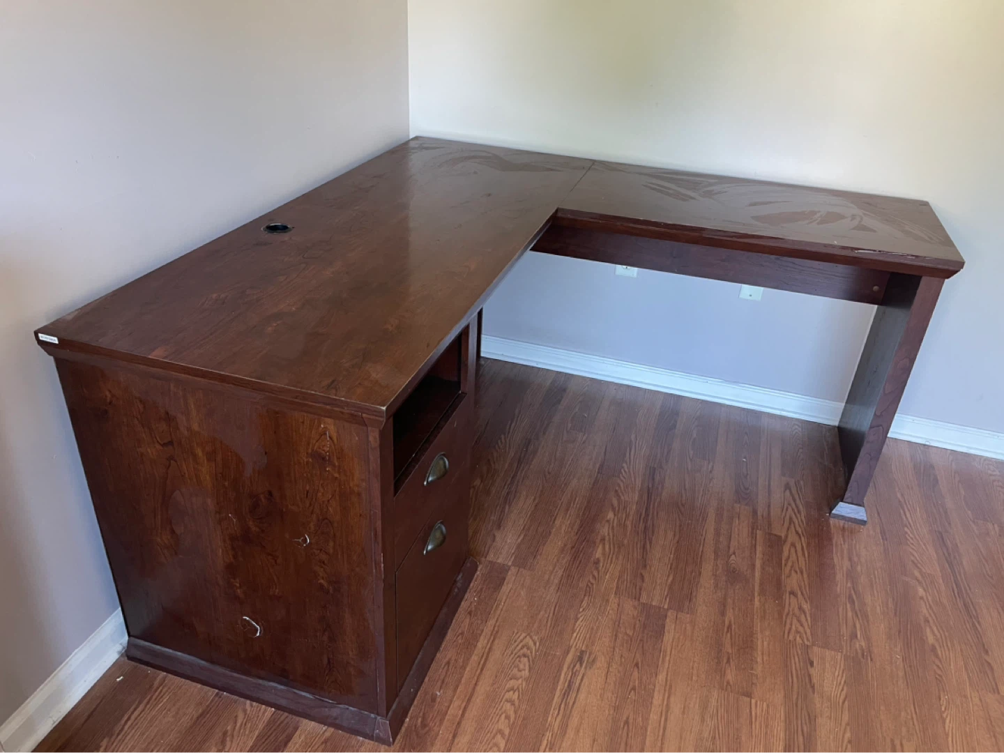 L-Shaped Desk - photo 4