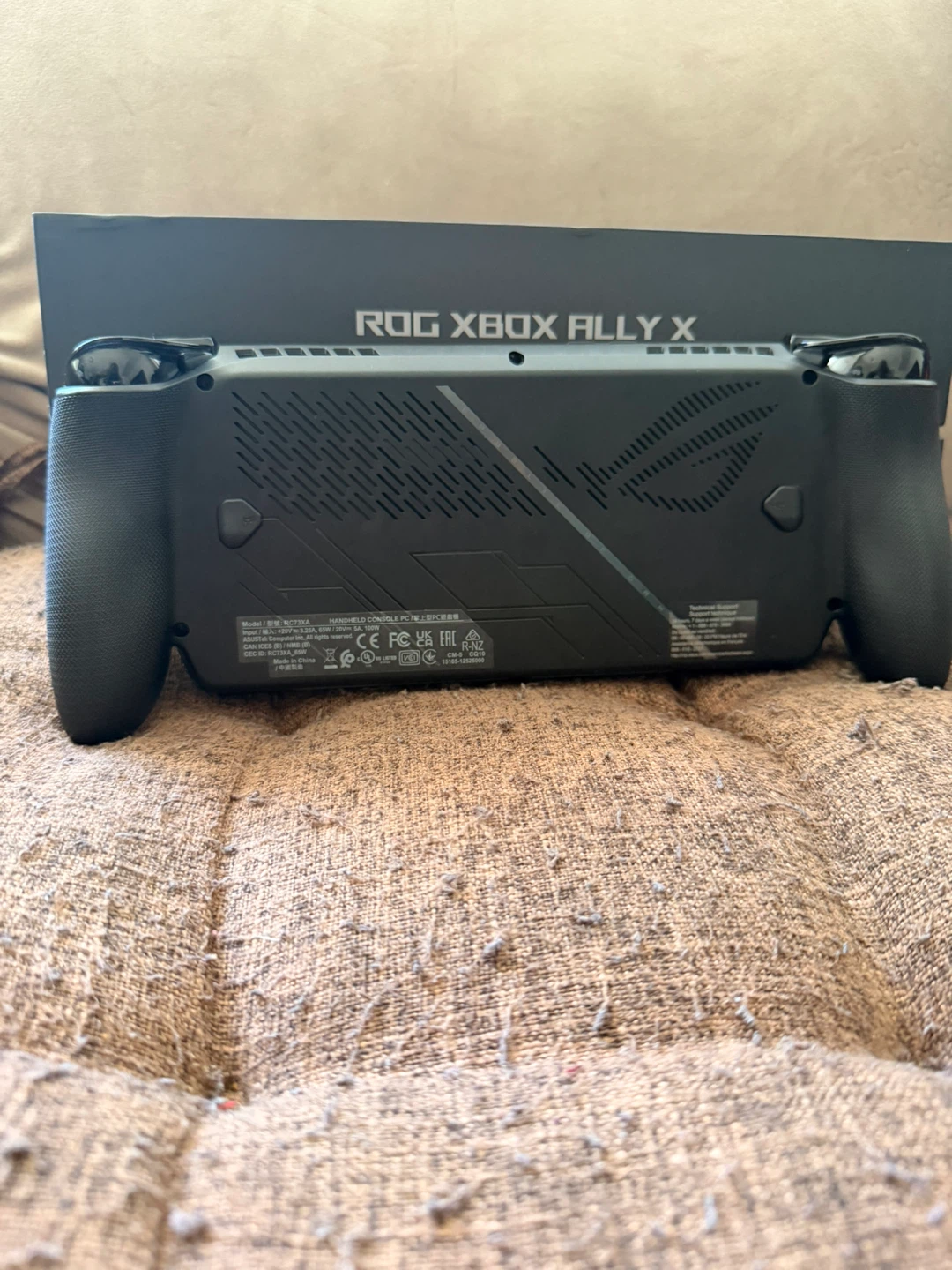 Xbox ROG Ally X – Pristine Condition - photo 4