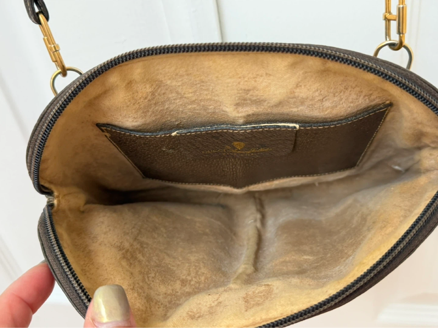 *on Hold* Gucci Monogram Shoulder Bag - photo 4