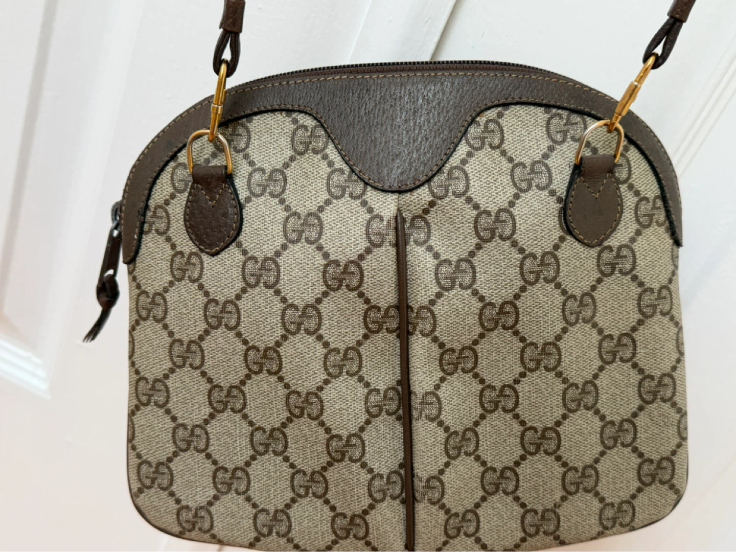 *on Hold* Gucci Monogram Shoulder Bag - photo 2