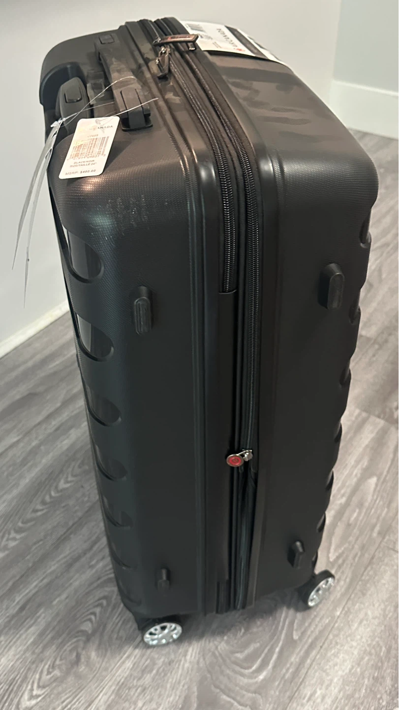 Air Canada EERIE 24" Spinner Luggage - photo 5