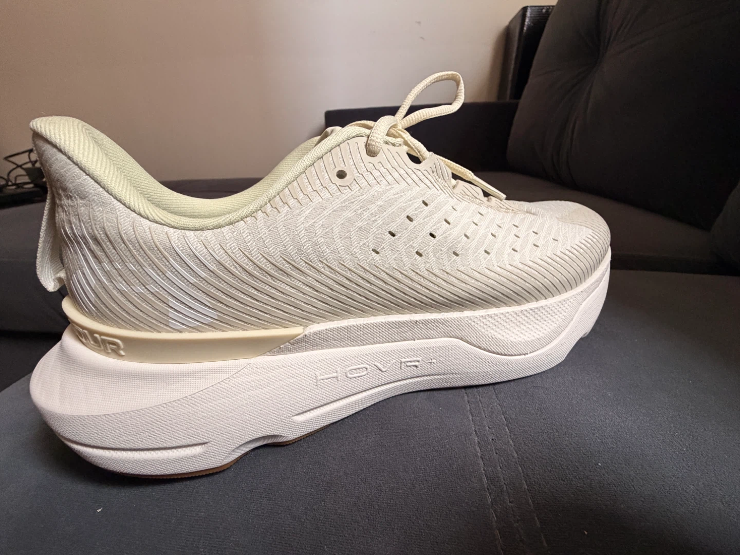 Under Armour UA Infinite Pro Running Shoes – Men’s Size 10.5 - photo 3