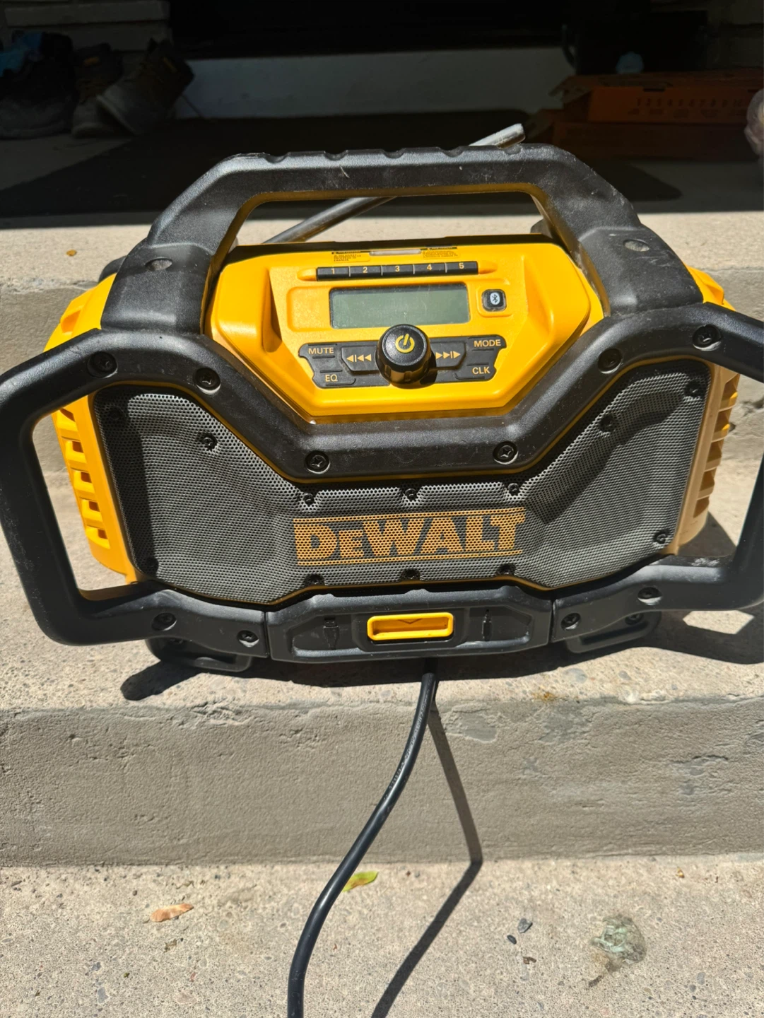 DEWALT DCR025