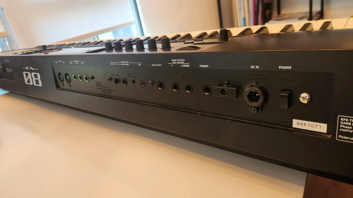 Roland FA-08 Synthesizer Keyboard - photo 3