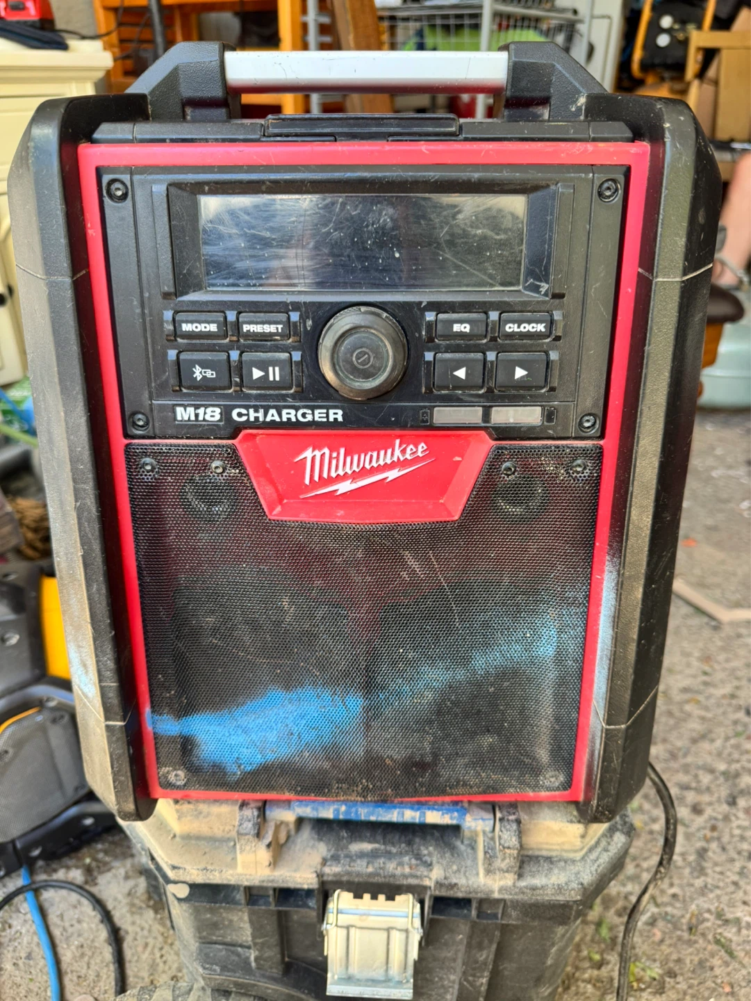 Milwaukee M18 Charger Radio