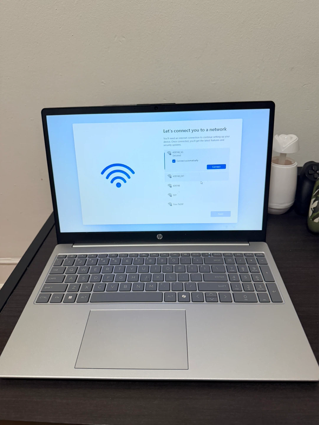 HP Laptop 15" (8GB RAM/ 128GB SSD/ CORE i3)