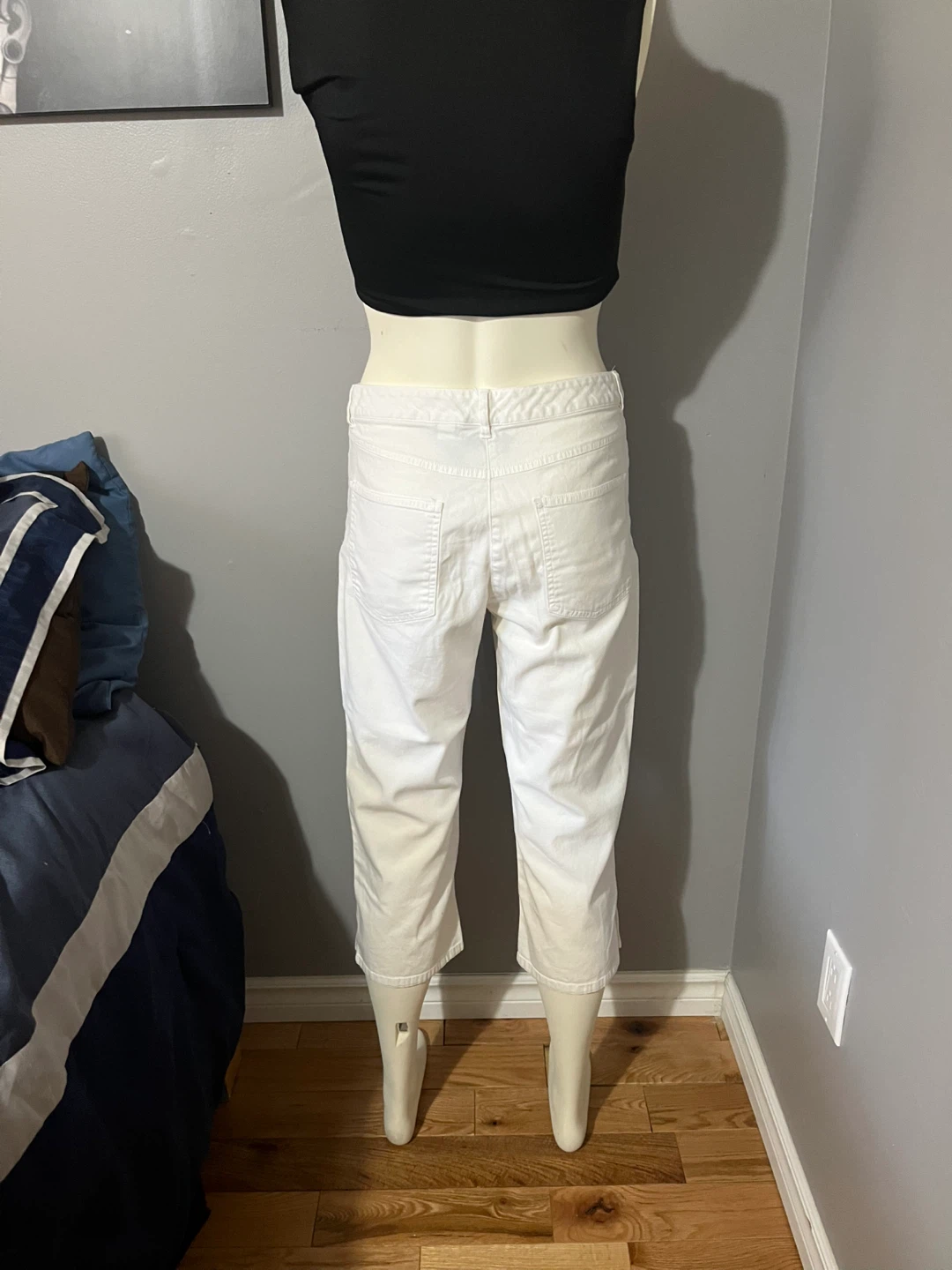 Studio by Liz Claiborne  Capris Size 8 - photo 4