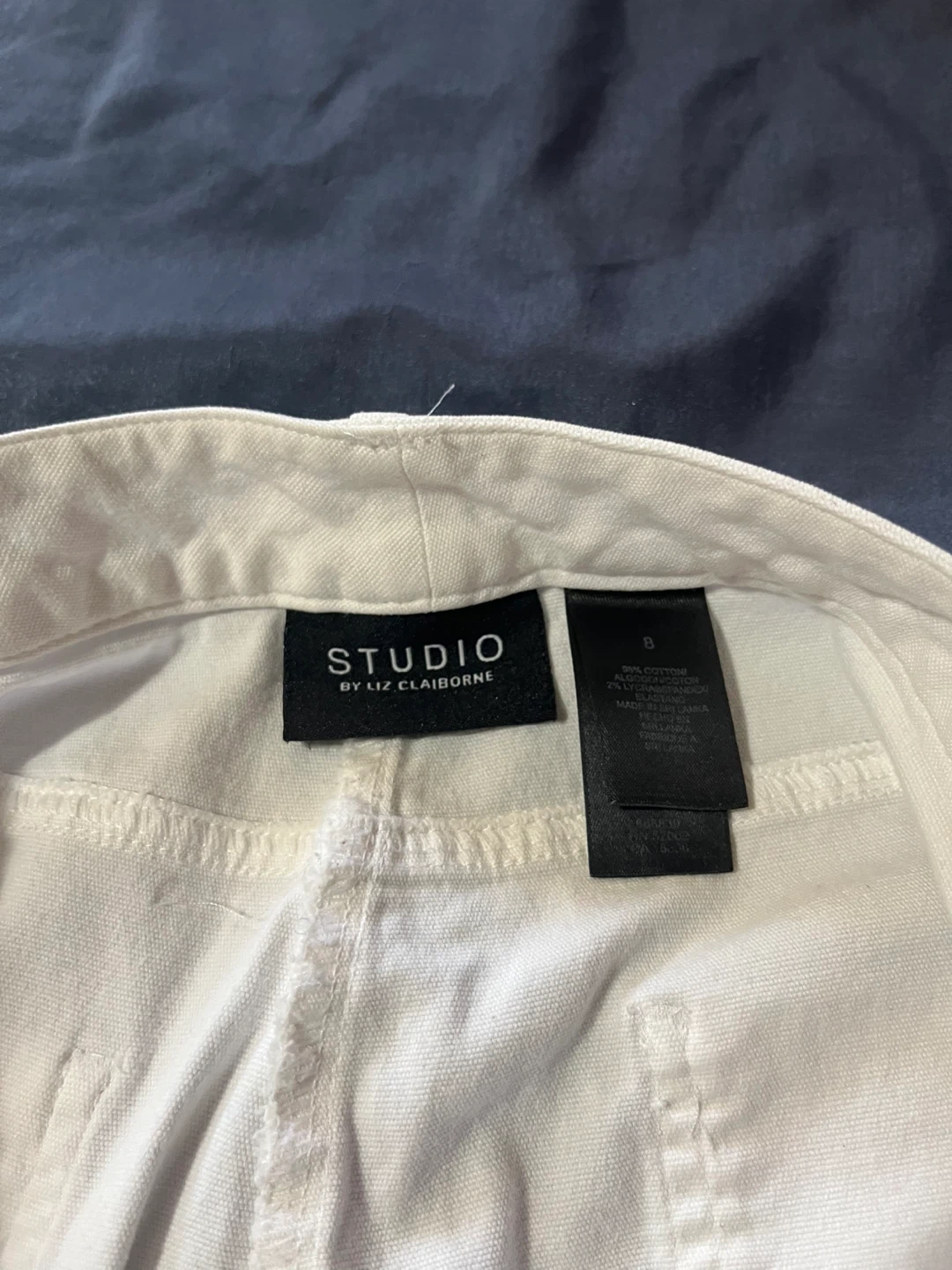 Studio by Liz Claiborne  Capris Size 8 - photo 5