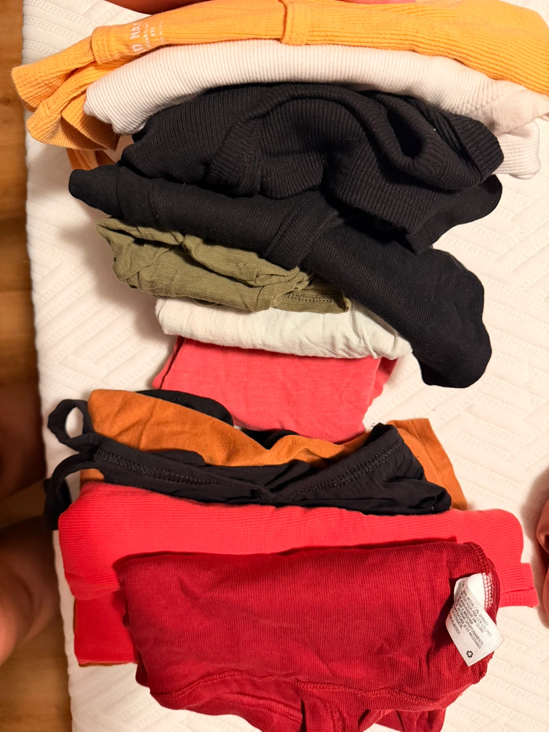 12 women’s tank tops