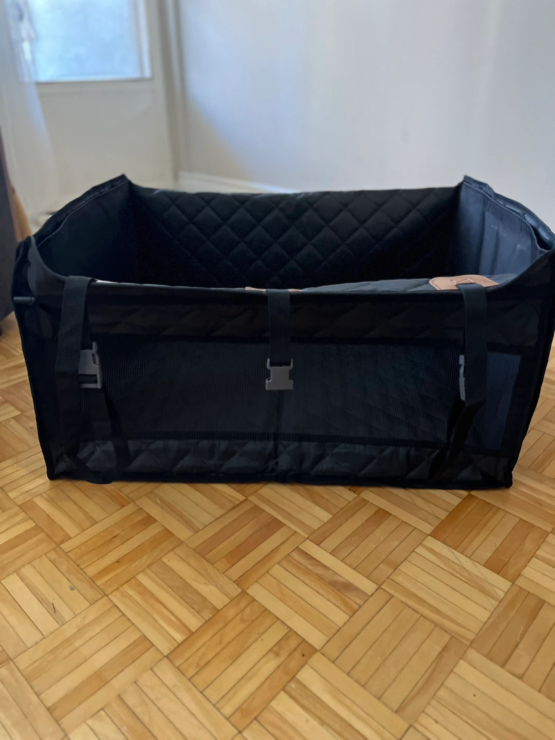 Dog Safety Car Seat  (New, Never Used) - photo 3