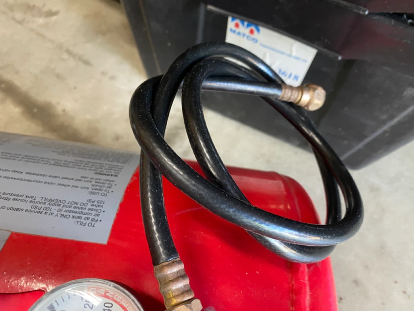 10 gallon portable air tank - photo 3