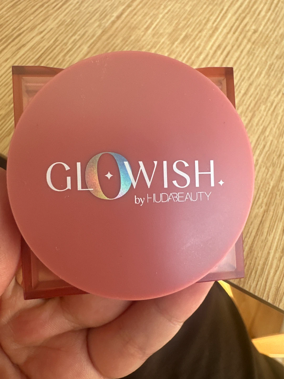 Glowish by Huda Beauty Cheeky Vegan Blush - Healthy Peach
