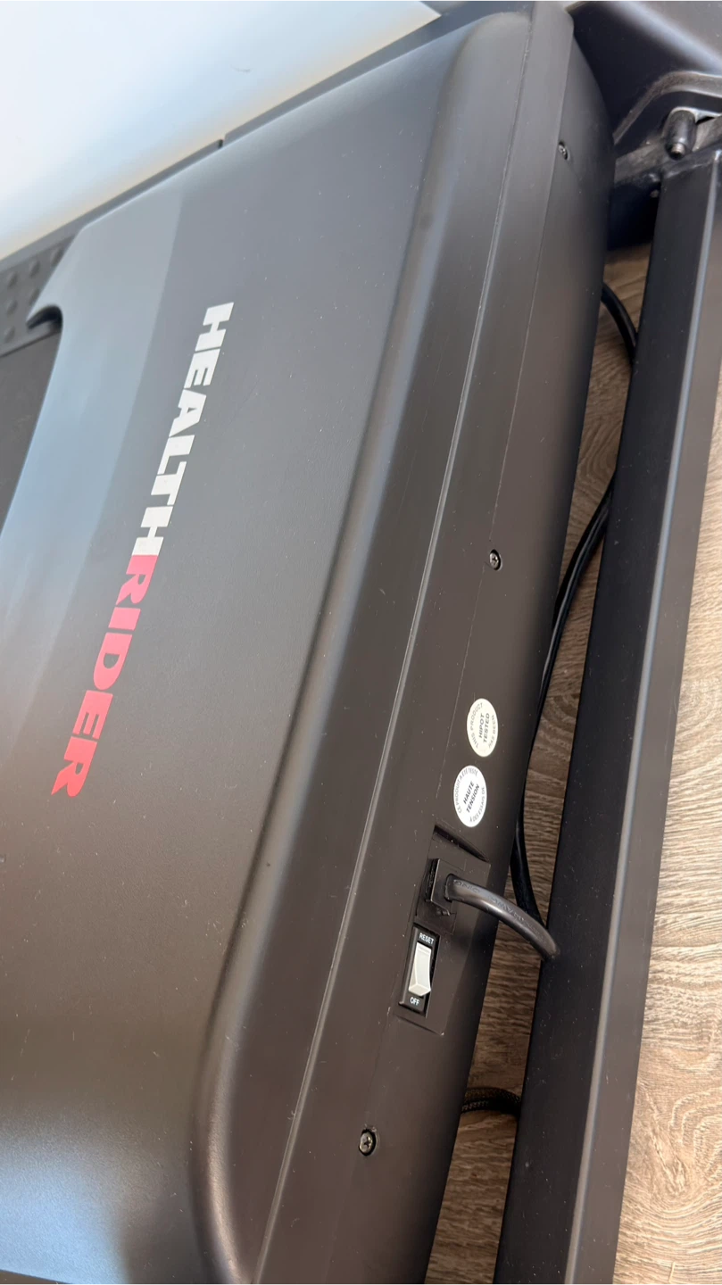 HealthRider H70T Folding Treadmill - photo 3