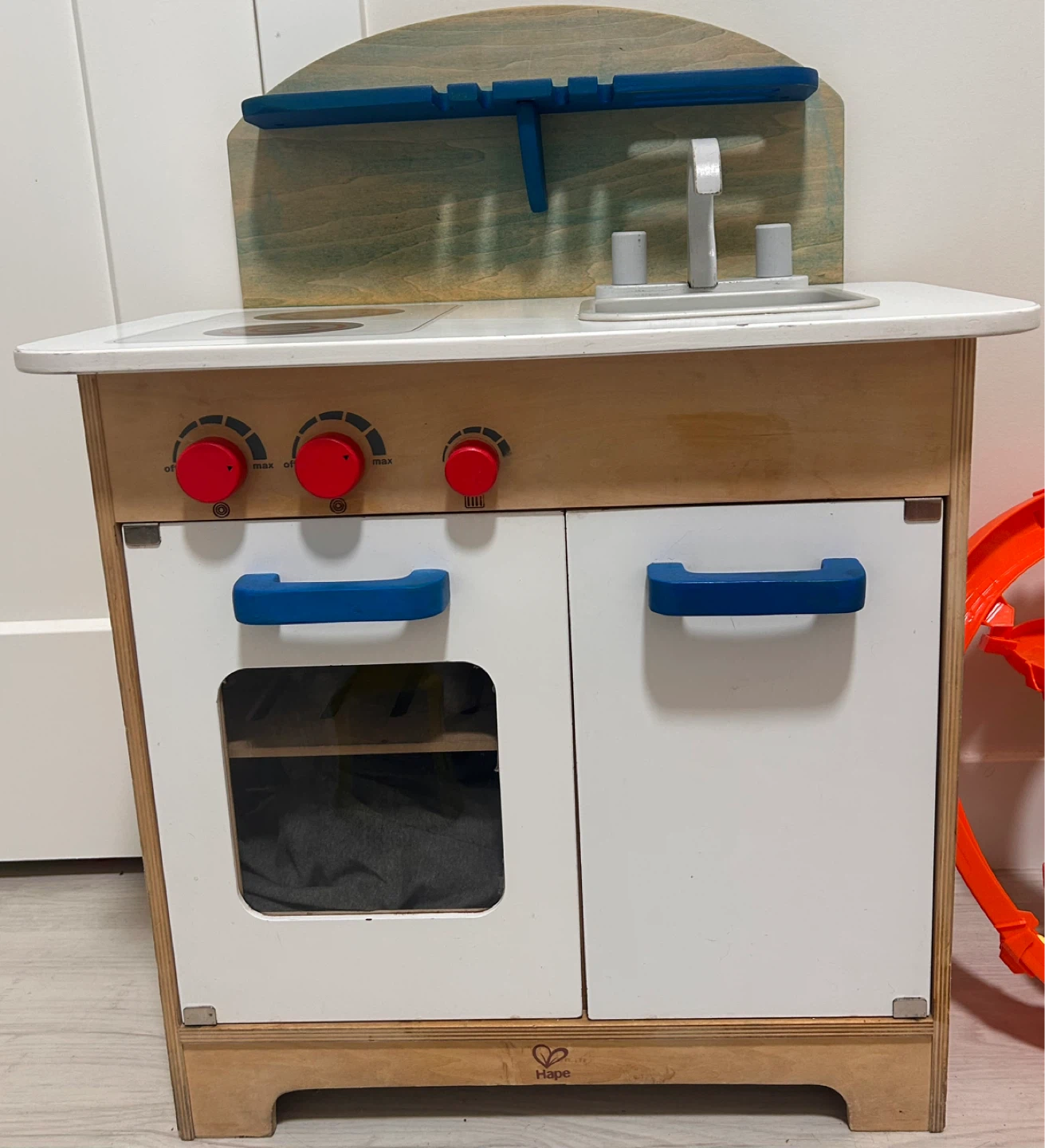 Hape Wooden Play Kitchen