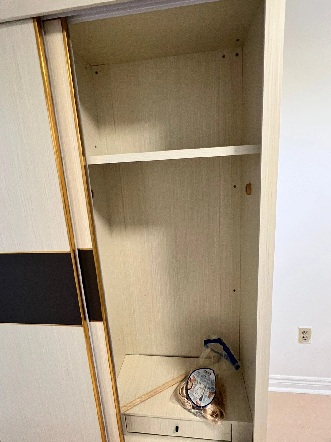 Sliding Door Wardrobe - photo 2