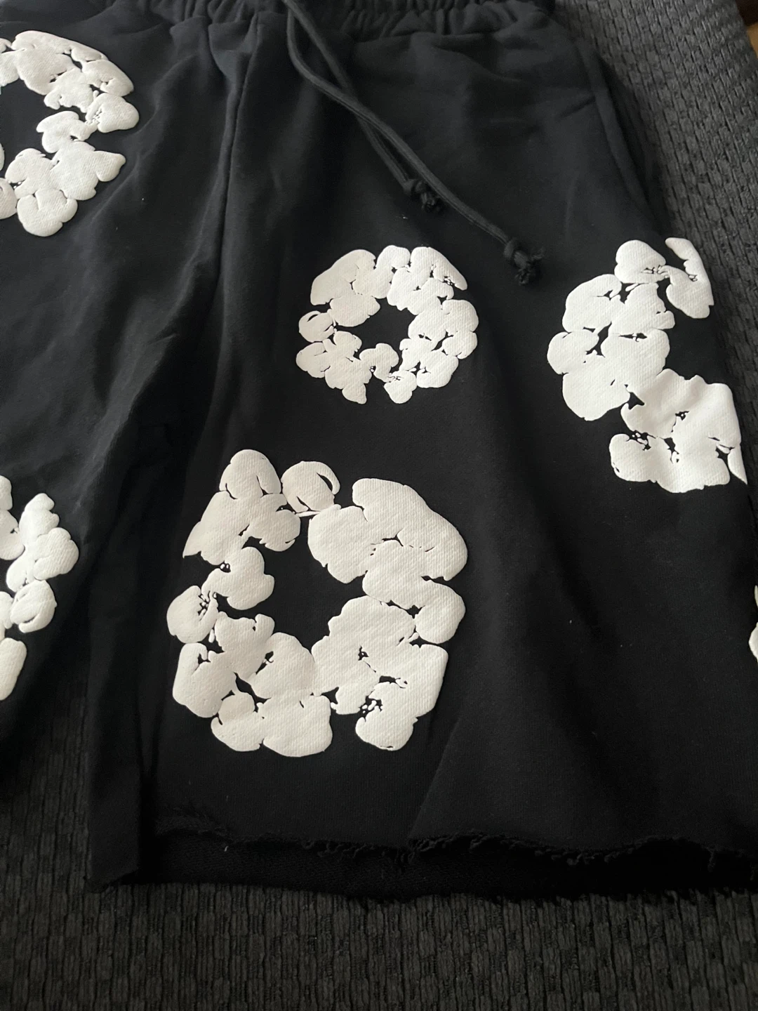 Denim Tears Black Flower Print Short - photo 5