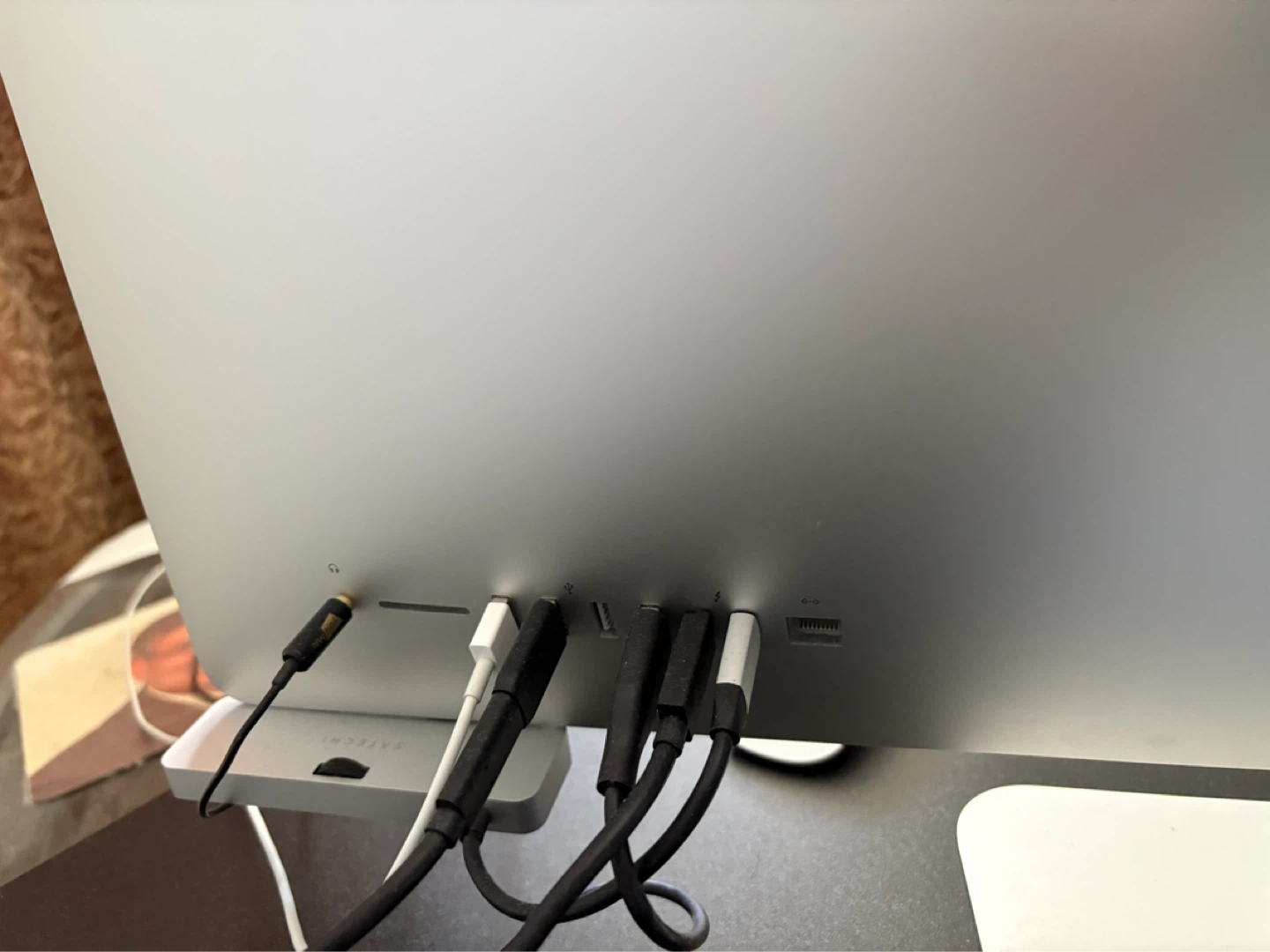 2020 iMac 27" 5K Retina Display–40GB RAM–Excellent Condition - photo 3