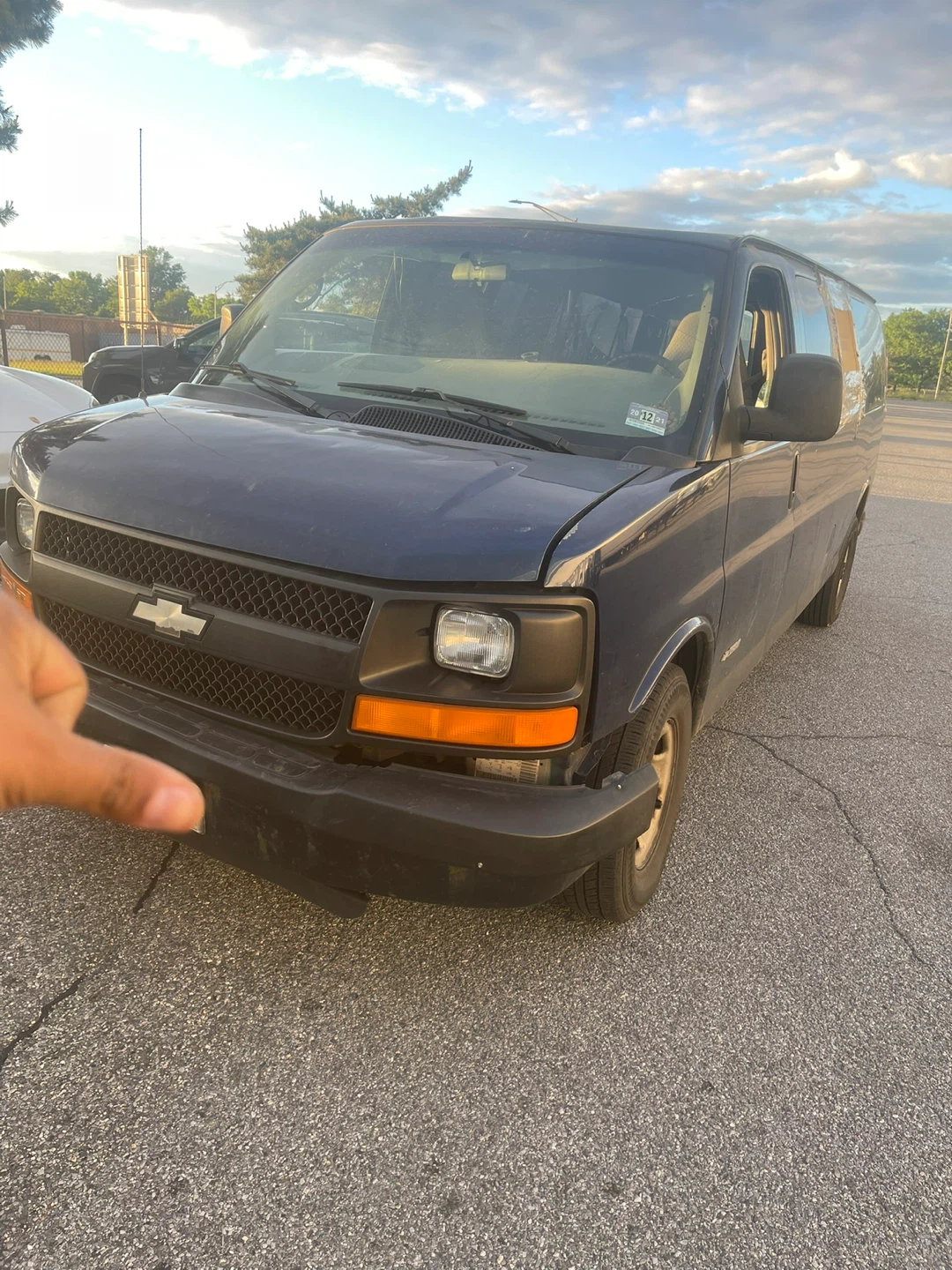 2004 Blue Chevrolet Express Van 3500