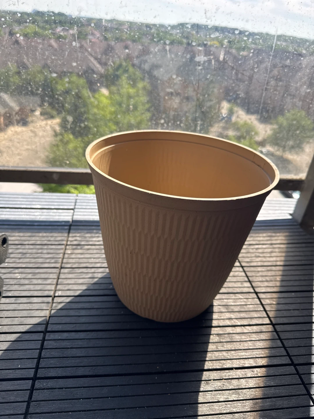 Tan textured planter pot