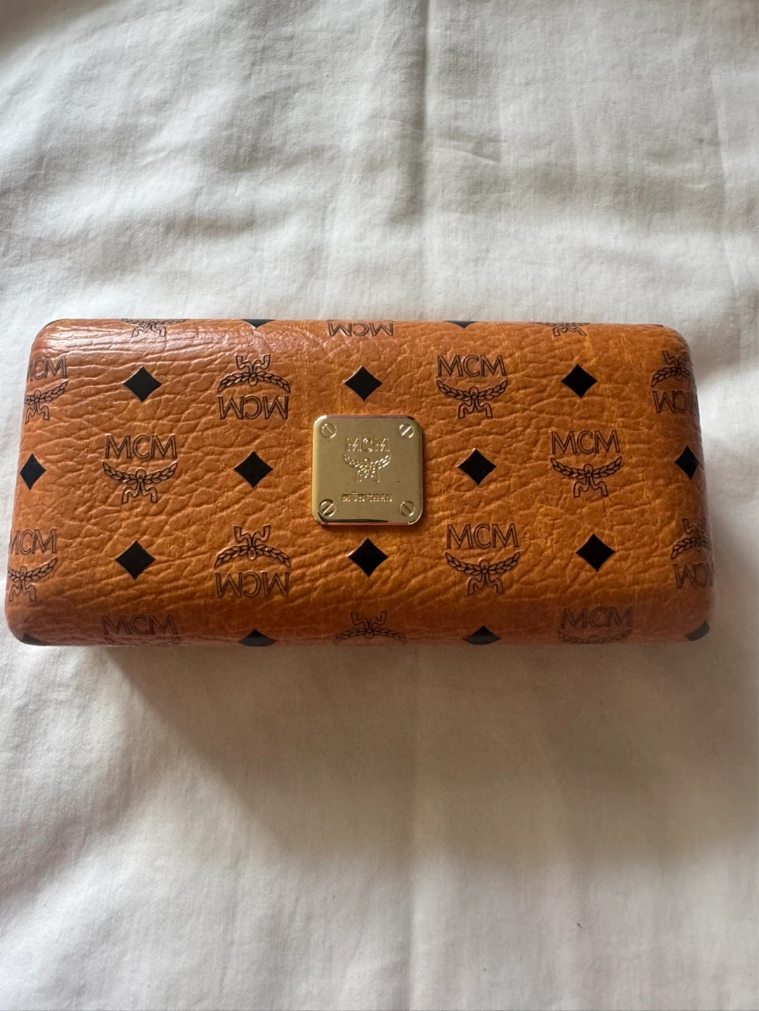 MCM Sunglasses with Case - photo 5