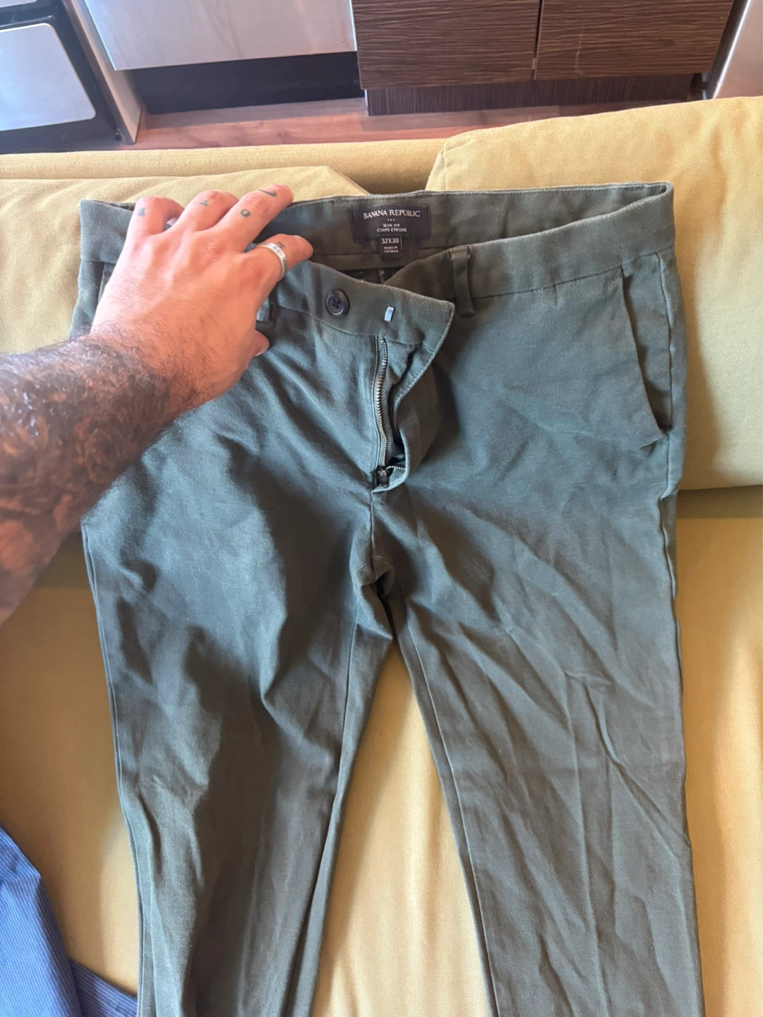 Banana Republic Slim Fit Chinos - Green